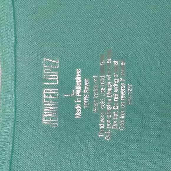 Jennifer Lopez Top - Picture 3 of 3